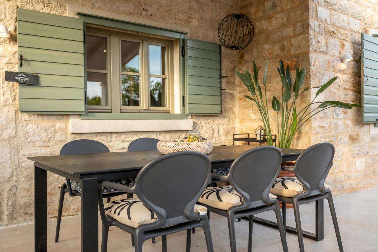 Villa Mara - Casa Rustica Zrnovo Eksteriør billede